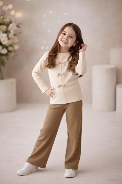 ÖNÜ MİNİK FİYONKLU ALT RENKLİ UYGUN  FİTİLLİ TAKIM Bej