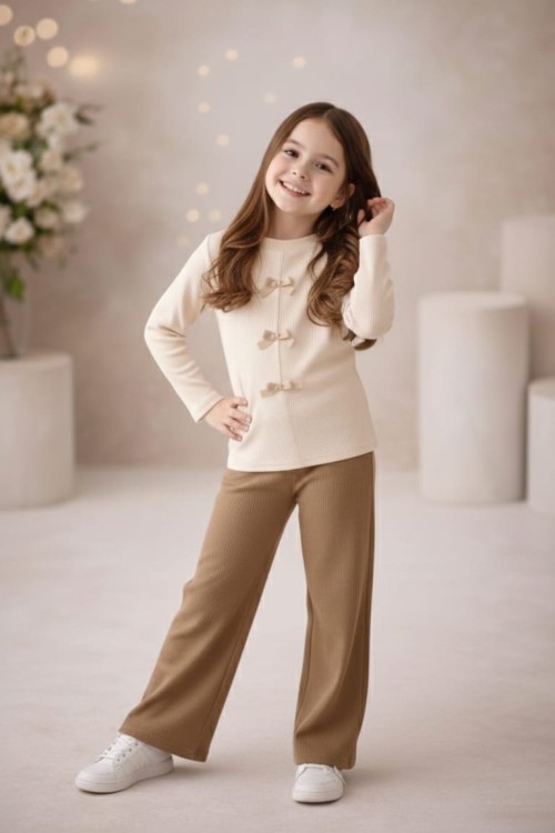 ÖNÜ MİNİK FİYONKLU ALT RENKLİ UYGUN  FİTİLLİ TAKIM Bej