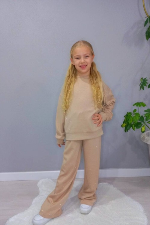 BAYRAMLIK HER YERİ MİNİK TAŞLI İSPANYOL TAKIM  Bej