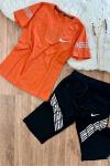 YAN TARAFI TEK NİKE KOLLARI BASKILI KAPRİ TAKIM  Turuncu