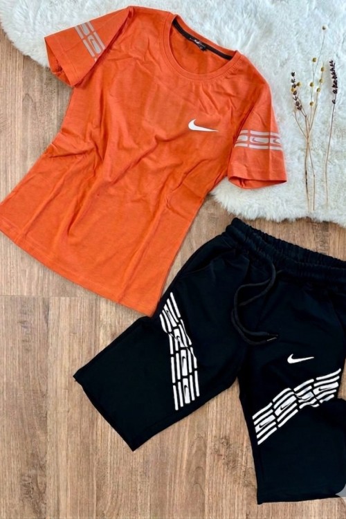 YAN TARAFI TEK NİKE KOLLARI BASKILI KAPRİ TAKIM  Turuncu