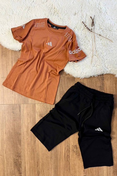 ORTADA ADİDAS OMZU BASKILI KAPRİLİ TAKIM  Kahverengi