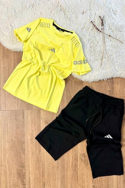 ORTADA ADİDAS OMZU BASKILI KAPRİLİ TAKIM  Sarı