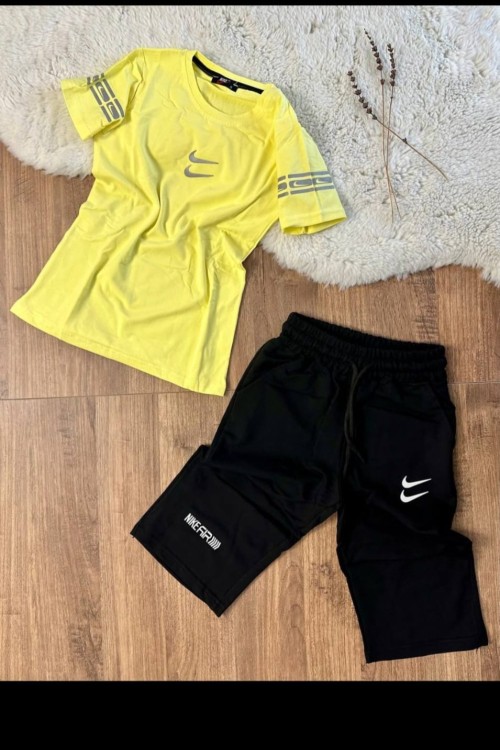 KÜÇÜKLER ORTASI İKİLİ NİKE KOLLARI BASKILI KAPRİ TAKIM Sarı