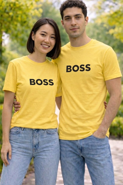 KAMPANYALI UNİSEX SİYAH YAZILI  ORTADA BOSS TEK TİŞÖRT  Sarı