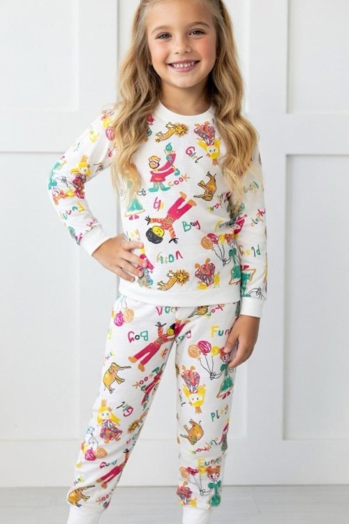 KÜÇÜK UYGUN ÇOCUKLU MEVSİMLİK TAKIM  Beyaz