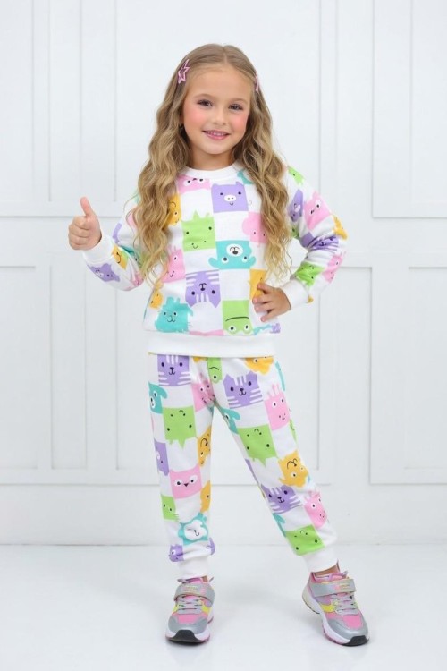 KÜÇÜK UYGUN ESRA DESENLİ MEVSİMLİK TAKIM  Beyaz