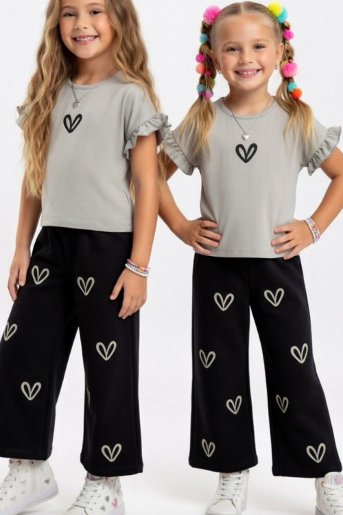 KOLLARI FIRFIR ÜSTÜ TEK KALPLİ ALT HER YERİ KALPLİ KISAKOLLU TAKIM Siyah