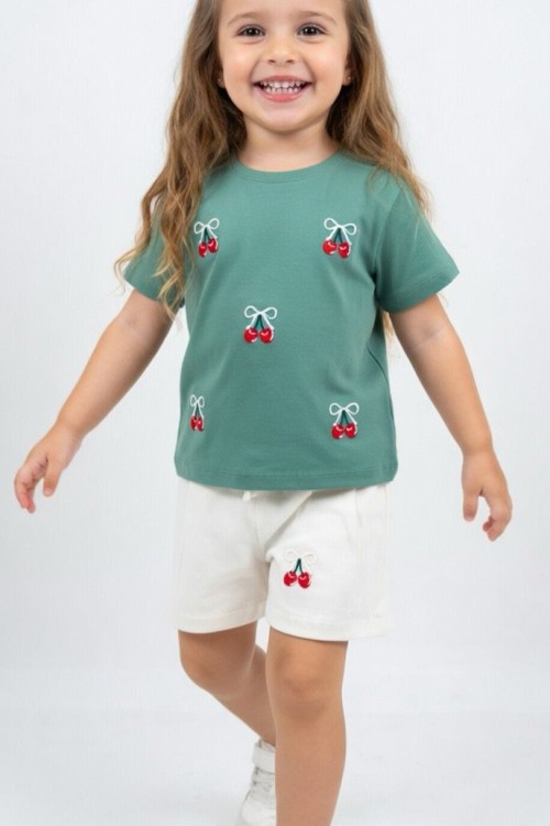 ÜST 5 KİRAZ ALT TEK KİRAZ DESENLİ ŞORTLU TAKIM  Yeşil