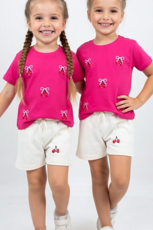 ÜST 5 KİRAZ ALT TEK KİRAZ DESENLİ ŞORTLU TAKIM  Fuşya