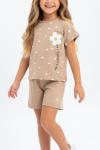 ÜST TEK VE HER YERİ PAPATYALI YAZILI ŞORTLU TAKIM  Bej