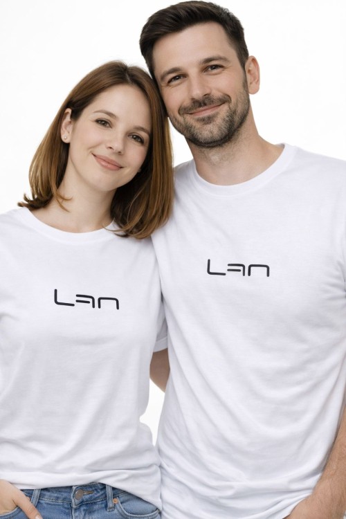 KAMPANYALI UNİSEX LAN YAZAN TİŞÖRT  Beyaz