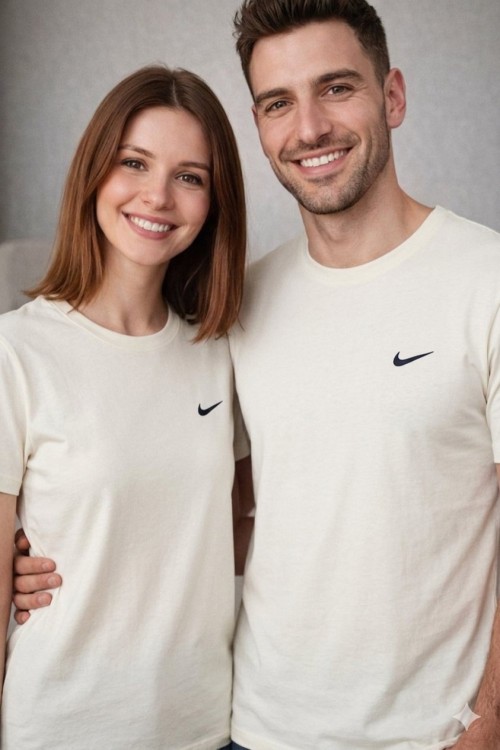 KAMPANYALI UNİSEX KENARDA SİYAH TİK NİKE TİŞÖRT  Krem