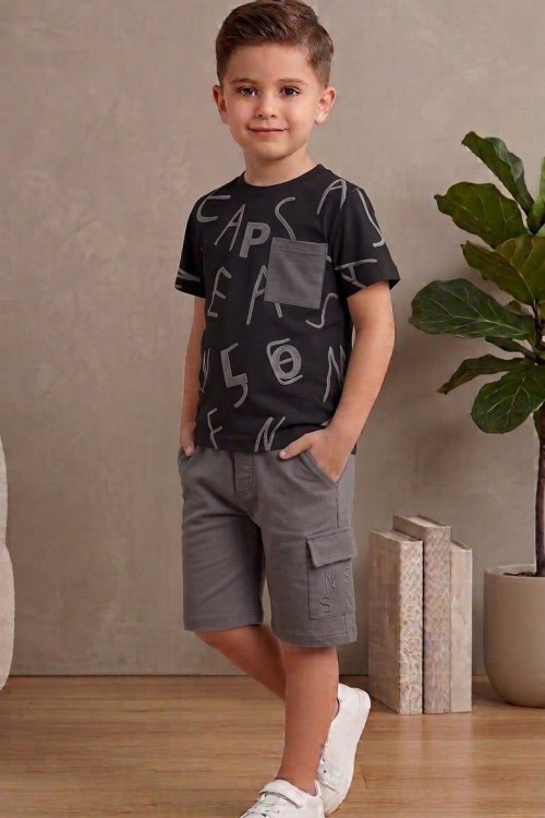 BÜYÜK HARF DESENLİ CEPLİ ŞORTLU TAKIM Siyah