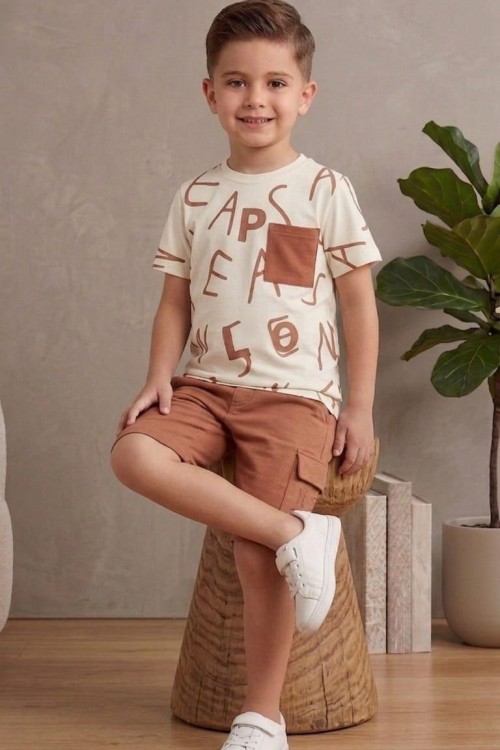 BÜYÜK HARF DESENLİ CEPLİ ŞORTLU TAKIM Beyaz