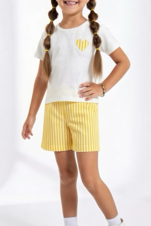 ÜST KALP DETAYLI ALT SU YOLU CEPLİ ŞORTLU TAKIM  Sarı