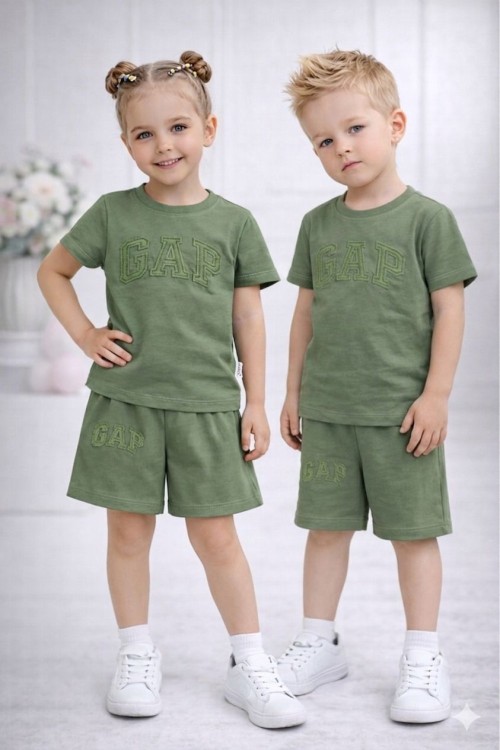 UNİSEX TİŞÖRT VE ALT GAP YAZILI ŞORTLU TAKIM  Yeşil