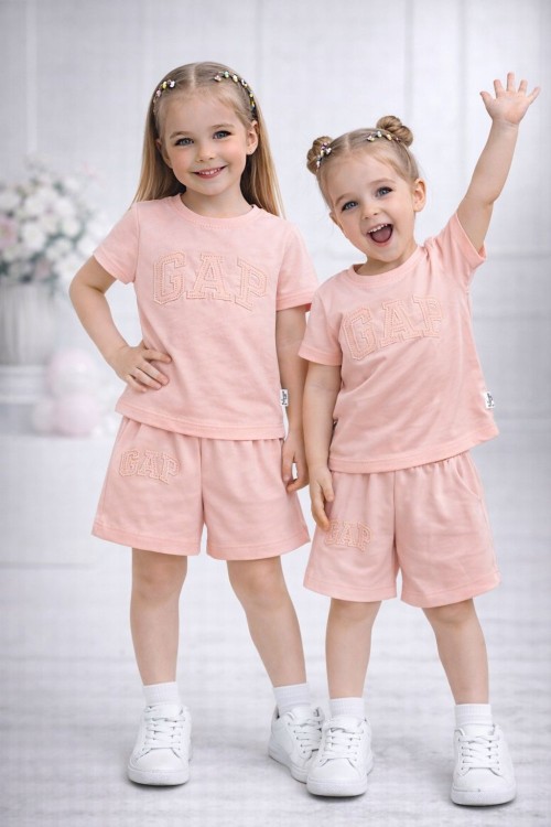 UNİSEX TİŞÖRT VE ALT GAP YAZILI ŞORTLU TAKIM  Somon