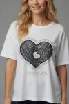 KALP İÇİNDE MİNİK KALPLİ TEK TŞÖRT  Beyaz