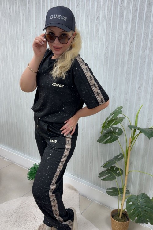 KÜÇÜK GUESS YAZILI TAŞLI KENAR ŞERİTLİ EŞOFMAN TAKIMI  Siyah