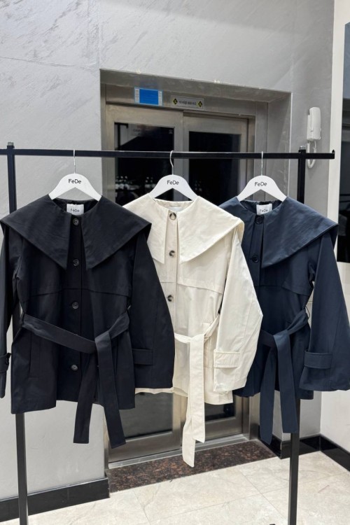 BEBE YAKA BEL KEMERLİ TRENÇKOT  Krem