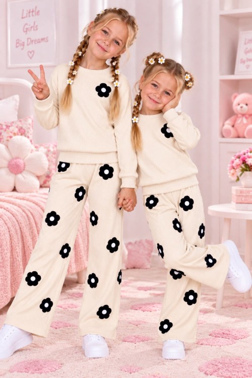 FİTİLLİ KUMAŞ YANDA TEK PAPATYA BASKILI EŞOFMAN TAKIMI  Beyaz
