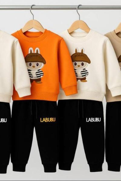 3 IP ŞARDONLU LABUBU NAKIŞLI ERKEK TAKIM Sütlü Kahve