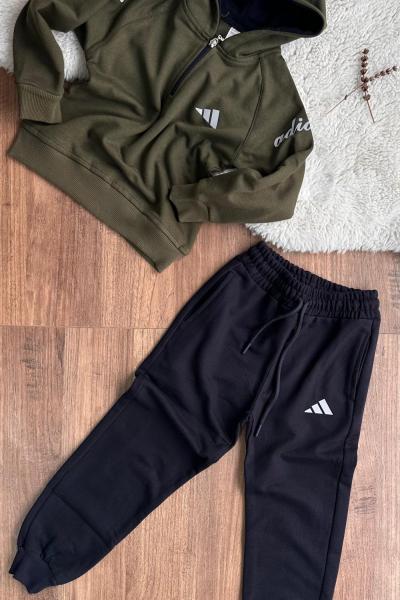 BEBE AD İKİ İPLİK ŞARDONLU YARIM FERMUARLI ERKEK TARZ TAKIM Haki