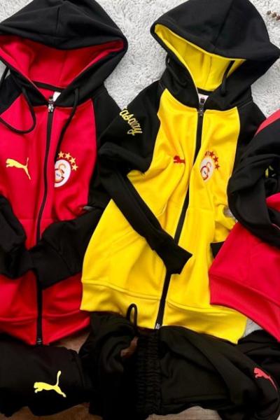 BEBE YENİ G DALGIÇ KOLLARI ŞERİTLİ TAM FERMUAR EŞOFMAN TAKIMI Siyah Kırmızı