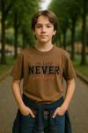 İN LİFE NEVER YAZAN GARSON BOY ERKEK TİŞÖRT Kahverengi