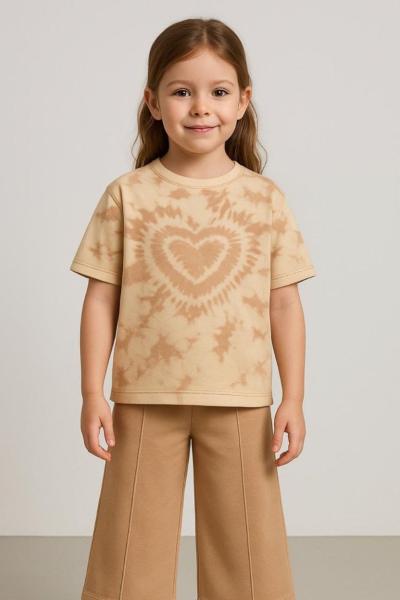 KALPLİ EBRULİ TŞÖRTLÜ KIZ İSPANYOL TAKIM  Bej