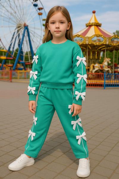 KOLLARI EŞOFMANI FİYONKLU ŞERİTLİ KIZ TAKIM Yeşil