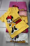 KÜÇÜKLER ELİ BELİNDE MINNIE MAUSE KIZ TİŞÖRT  Somon