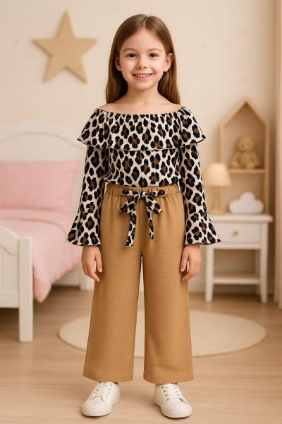 LEOPAR MODEL ALT DOKUMA ÜST BÜRÜMCÜK KUMAŞ EŞOFMAN TAKIMI  Leopar