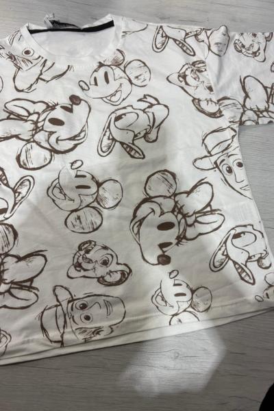 MİCKEY KAFA VE ARKADAŞLARI BASKILI TİŞÖRT  Beyaz
