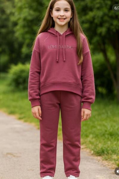 OMUZ TAŞLI LOVE İS MUSİC KAPİŞONLU KIZ TAKIM Mürdüm