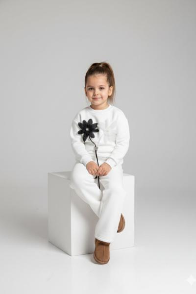 SİYAH BEYAZ ÇİÇEKLİ 3 İP ŞARDONLU KIZ TARZ TAKIM Beyaz