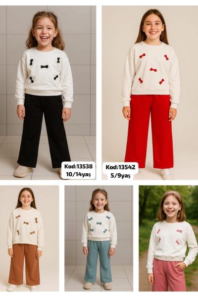 ÜZERİ MİNİK MİNİK FİYONKLU İKİ IP KIZ İSPANYOL TAKIM  Gül