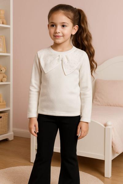 YAKASI TAŞLI BÜYÜK FİYONKLU KIZ İSPANYOL TAKIM Beyaz