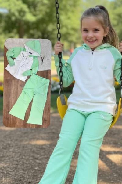 ZARA MODEL BALIKÇI YAKA YARIM FERMUARLI EŞOFMAN TAKIMI  Yeşil