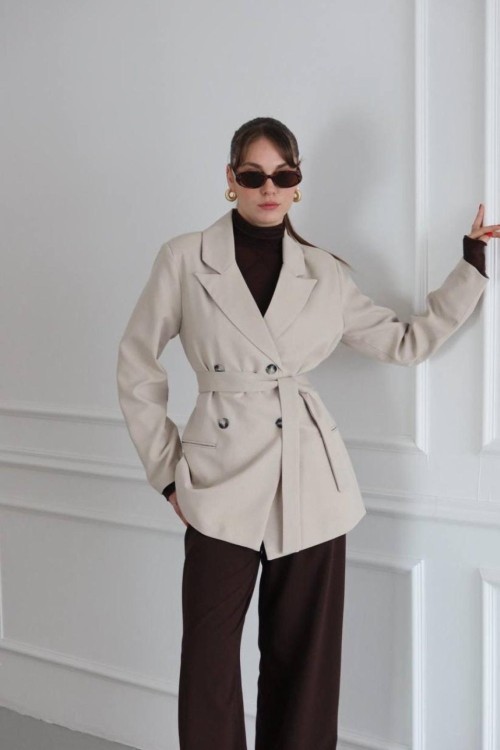 DÜĞMELİ BEL BAĞLAMALI BLAZER KADIN CEKET  Krem