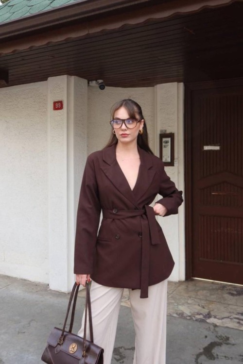 DÜĞMELİ BEL BAĞLAMALI BLAZER KADIN CEKET  Kahverengi