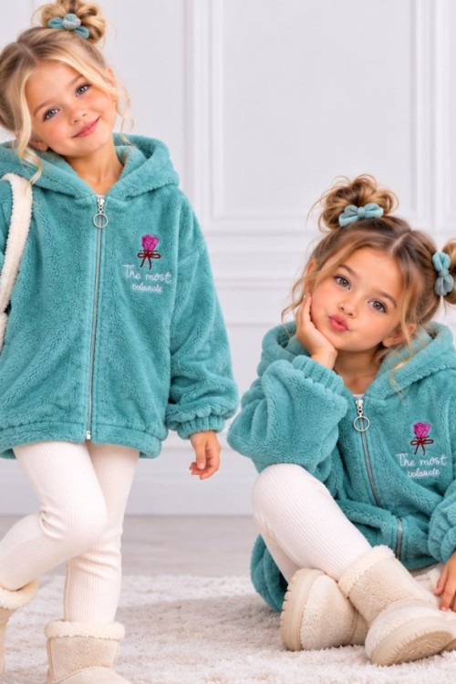 TAM FERMUAR GÜL DESENLİ KAPŞONLU PELUŞ CEKET Yeşil
