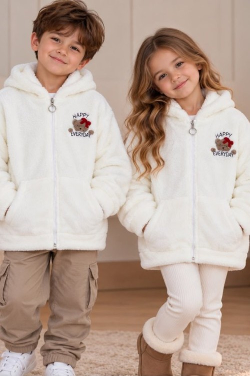TAM FERMUAR HAPPY EVERYDAY YAZILI CEPLİ PELUŞ CEKET Krem